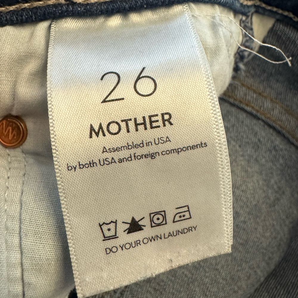 MOTHER The Weekender Fray Jeans in Home Movies - Picture 4 of 4